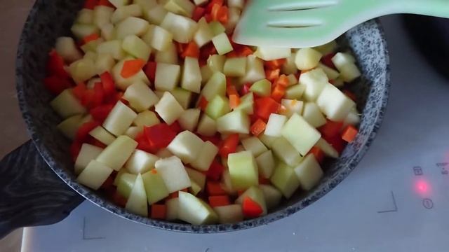 ВЛОГ. Стерилизация Кошки / Новые Питомцы / Веганский Суп Минестроне