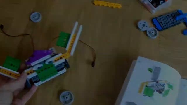Крутой конструктор на управлении HIQ R/C INTELLIGENT 4 in 1 VARIETY BLOCKS