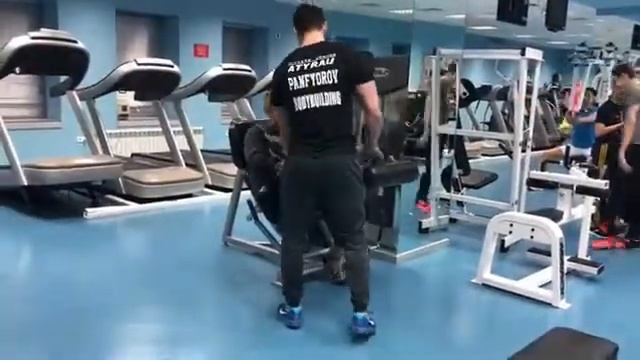 казах и фитнес
