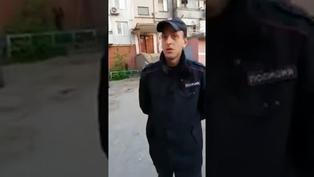 Мусорам орёт, что они дебилы😁
