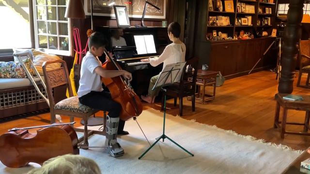 Allegro (from the Concerto in D Major, Op. 3, #9), by Antonio Vivaldi performed by Winston Arvidson