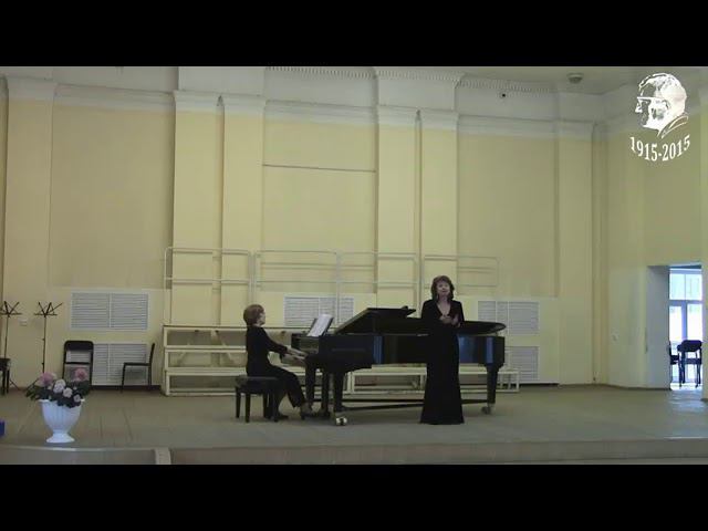 "Белая сирень" - музыка Н.Жемойтук, слова Е. Пекки