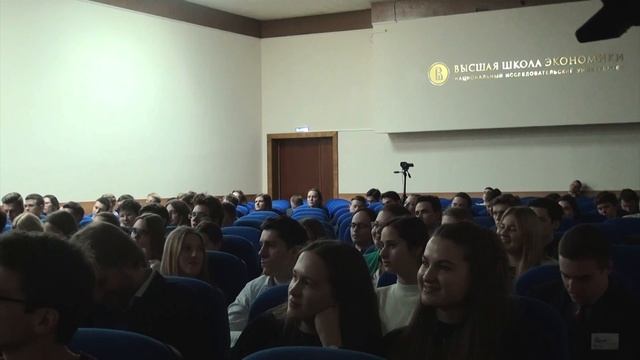 Вспоминая о не случившемся будущем: на что рассчитывать гуманитариям | Alexander Pavlov | TEDxHSE
