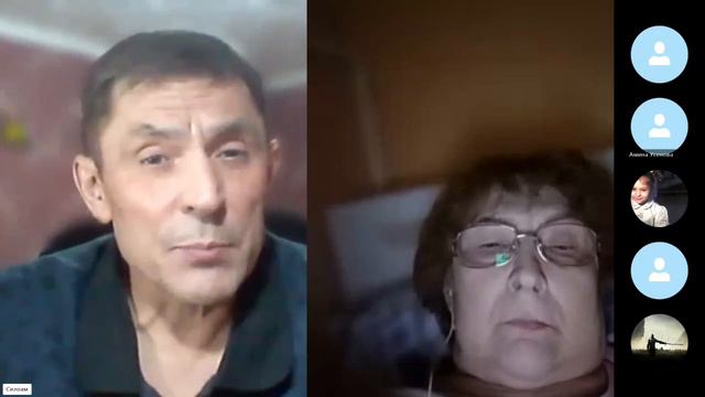 Цветы на асфальте. (06.01.24).