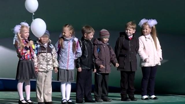 День знаний - волнительный, торжественный, полный радостных встреч и незабываемых мгновений.