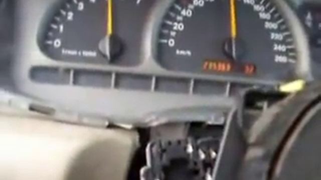 Opel Vectra B 3.2 V6 acceleration.AVI