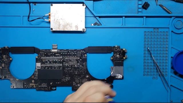 REPARO MACBOOK PRO 15 A1990 2019 INTEL i9 - NÃO LIGA