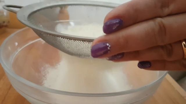 Pasta frolla leggera ?senza uova e senza burro. No riposo.