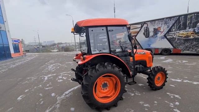 Трактор Kubota MU4501 4WD 1