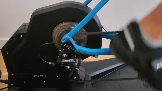 Tacx Flux S - weird noise and feel like skipping of the flywheel