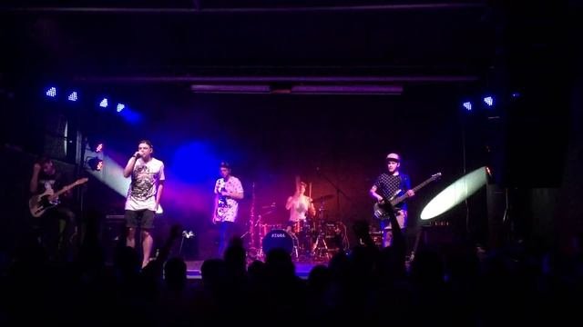 Anacondaz - Против системы Live Владивосток 03.10.2015