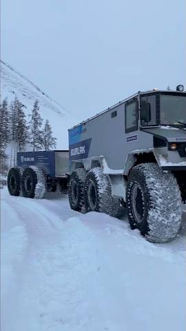 На Бурлаках идем напрямую через якутский лес