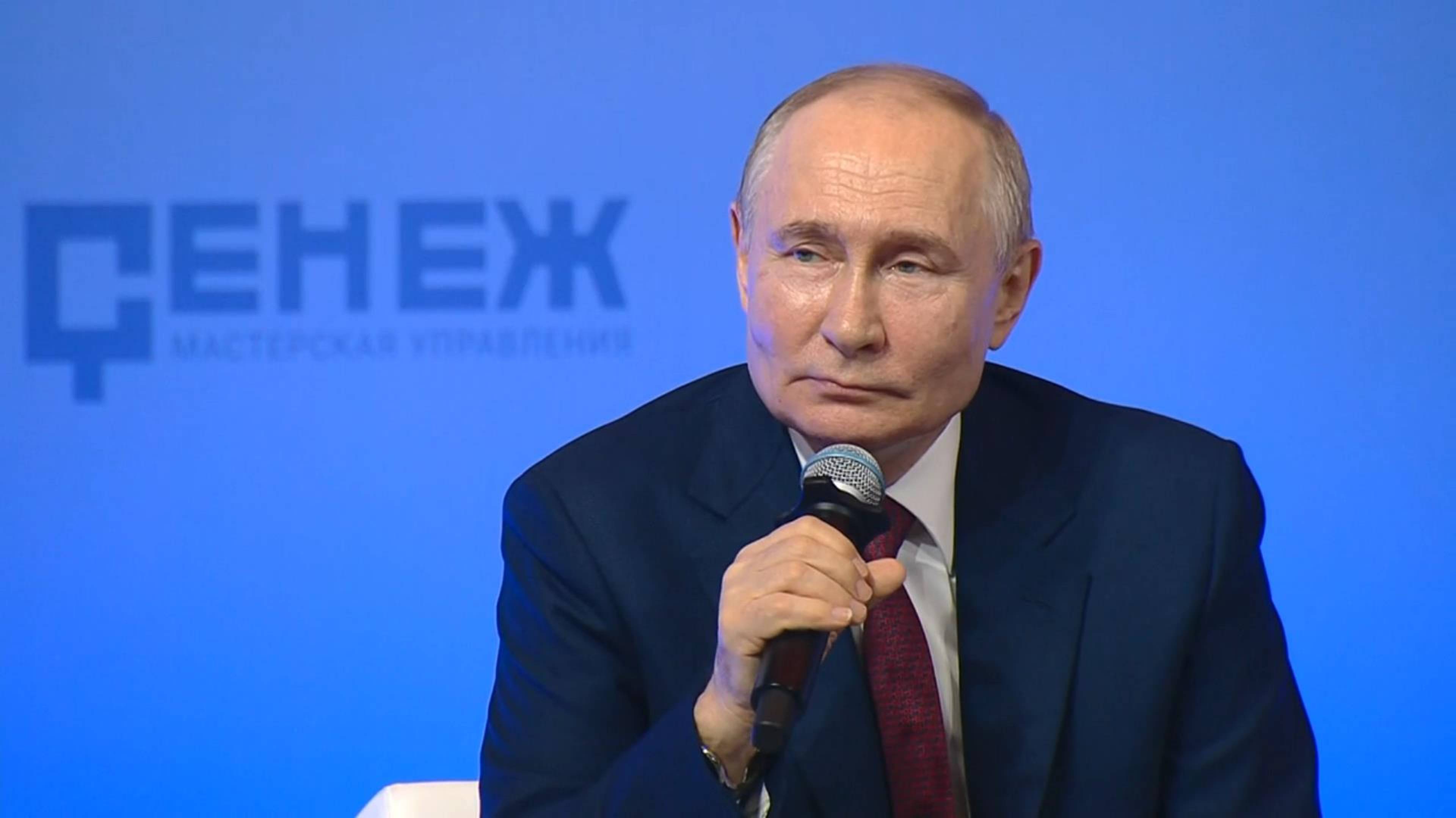 Владимир Путин: Не в каждой стране есть люди, как в России, готовые идти на жертву ради ближнего