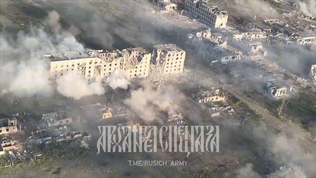 Российские десантники закрепились на восточной окраине микрорайона Новый в Часов Яре