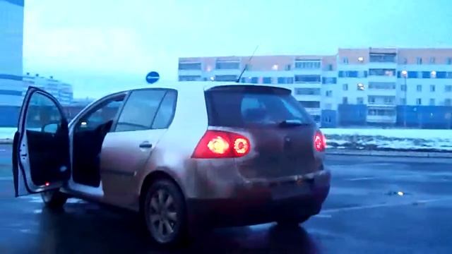 GOLF5_REAR