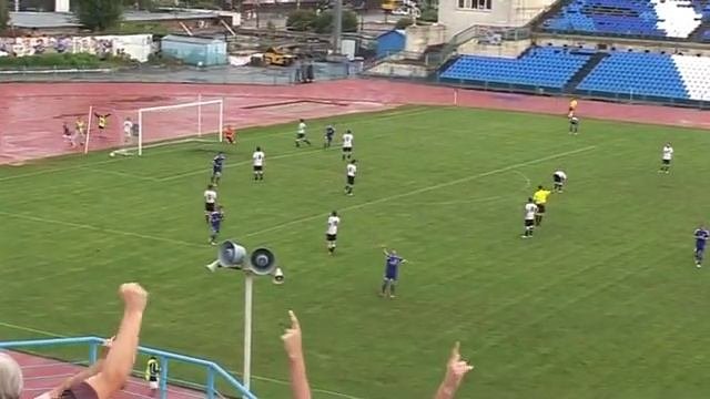 Авангард Курск - Металлург Выкса - 4:1 (3:0). Гол Андрея Масловского