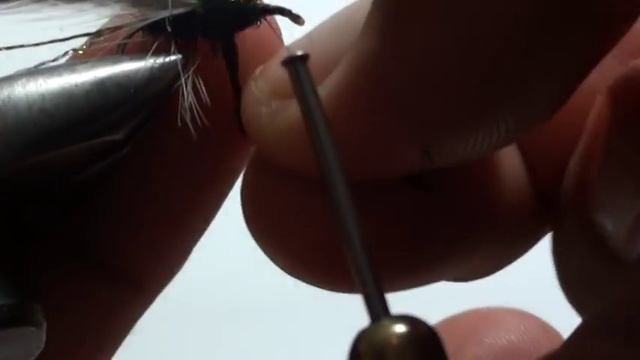 Legat musca artificiala-omida pentru clean