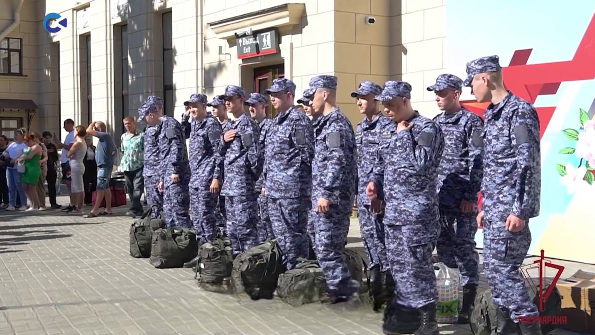 В рамках призывной кампании 65 юношей из Карелии отправились на службу в войска нацгвардии России
