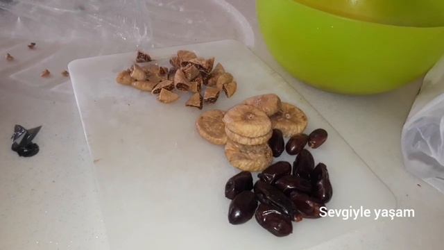 Geleneksel Aşure Tarifi. AŞUREMİZİ DE PİŞİRDİK.Annemin aşure tarifi. Aşure malzemeleri.orjinal tari