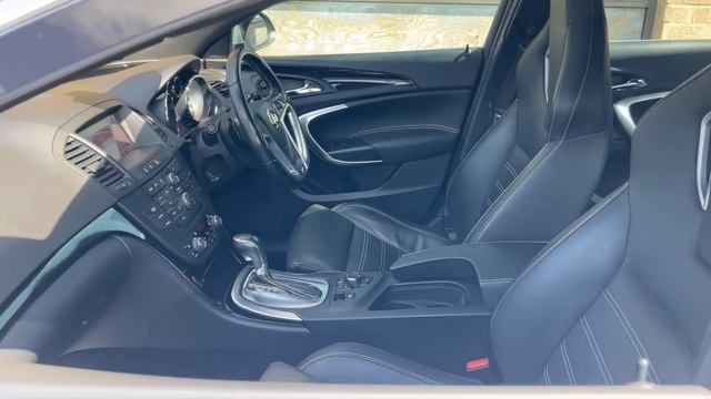 VAUXHALL INSIGNIA 2.8 VXR SUPERSPORT NAV 4d 320 BHP