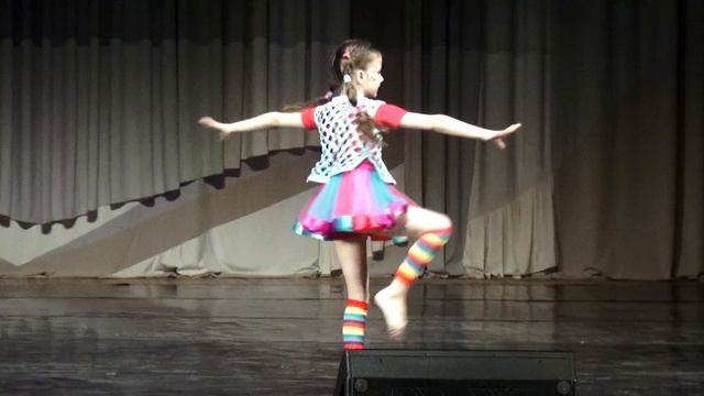 Разумкова Юлия – танец «Малявка» #талант #талантливыедети #конкурс