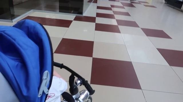 VL?G: РАСХЛАМЛЯЮ ШКАФ  Почему я не хожу в магазин СЕМЕЙНЫЙ  ГУЛЯЕМ по ТЦ ОРАНЖЕВЫЙ  29.08.18