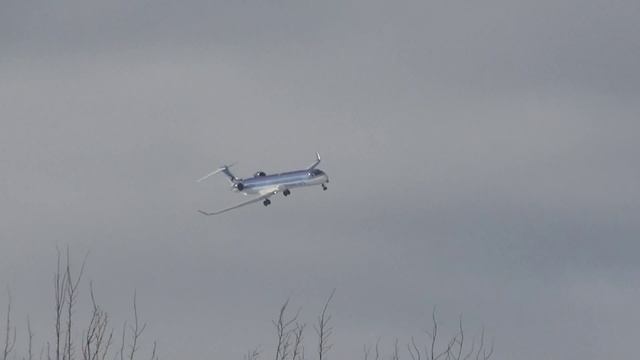 Tallinn Airport (TLL) - Estonian Air CRJ900NG (ES-ACC)