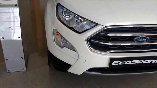 New Ford EcoSport Titanium 1.5 Diesel vs Hyundai Creta E-Plus 1.4 Diesel - Honest Comparison !