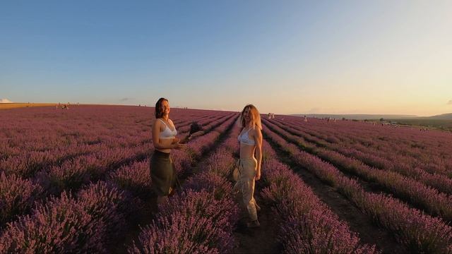Бэкстейдж с фотосессии в лавандовом поле. Крым, Бахчисарай.