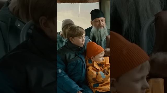 Жанна Пугачева и Гоша Куценко - о премьере фильма "Непослушники" | Репортаж Сарафан шоу