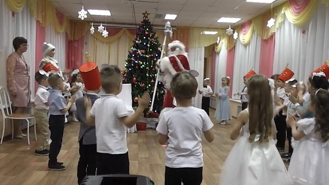 Новогодний утренник -  2020
