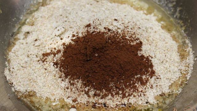 Овсяные мини кексы с вишней и какао