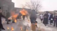 Евреи сжигают израильский флаг в Канаде. До чего Нетаньяху довел Израиль