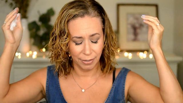 DEVA CURL | Frizz-Free Volumizing Foam