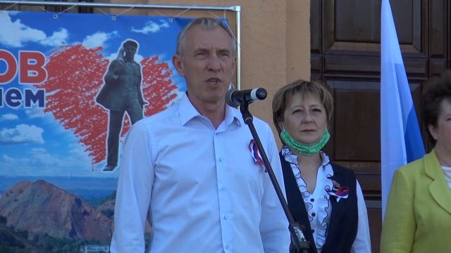 Стаханов. Жевлаков. В преддверии Дня России по улицам города прошел патриотический автопробег