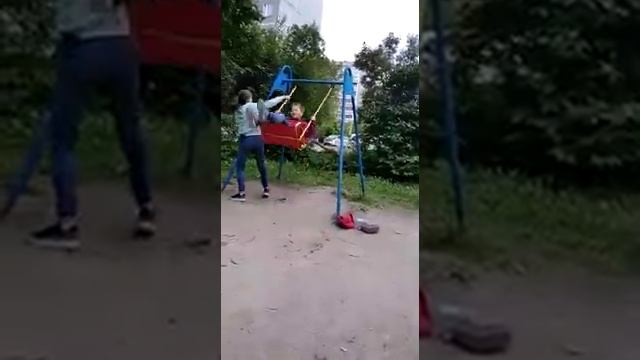 Прыжки с качели