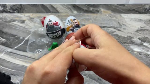 Распаковка atomic heart и kinder natoons