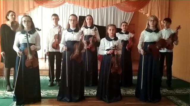 Ансамбль скрипалів старших класів «Експромт», кер. Луцик О.В.