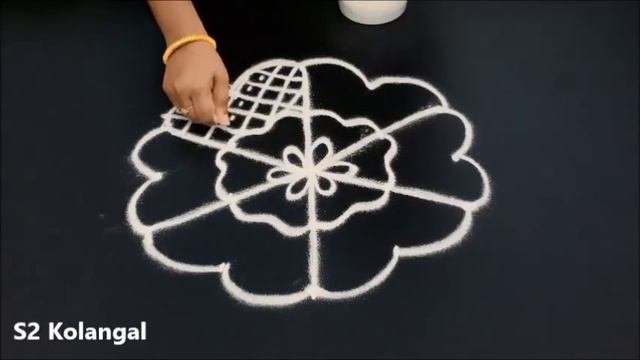 Easy kolam designs with dota - lotus rangoli designs - simple lotus muggulu for friday