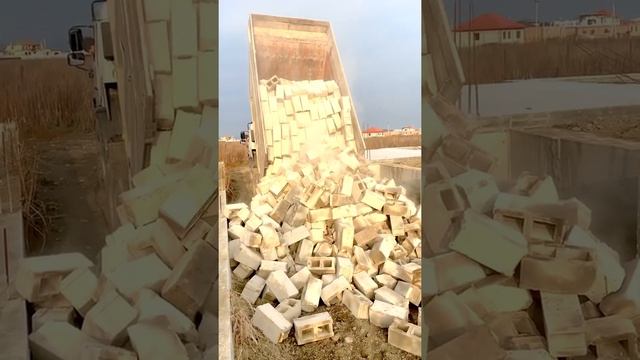 Выгрузка пеплоблоков из г Нальчика