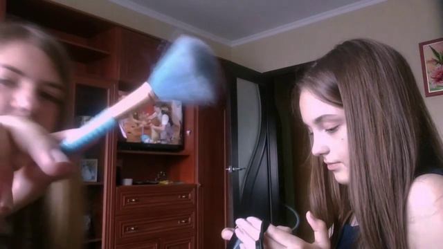 пытаемся сделать фотосессию подруге, но что-то пошло не по плану😶