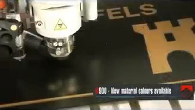 Таблички с текстом Брайля: станок Gravograph IS900