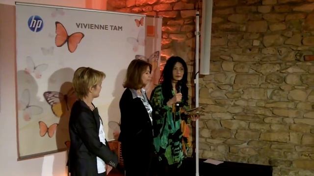 HP Mini 210 Vivienne Tam Edition: What does a netbook should be for her