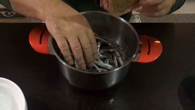 Хамса среднего посола.