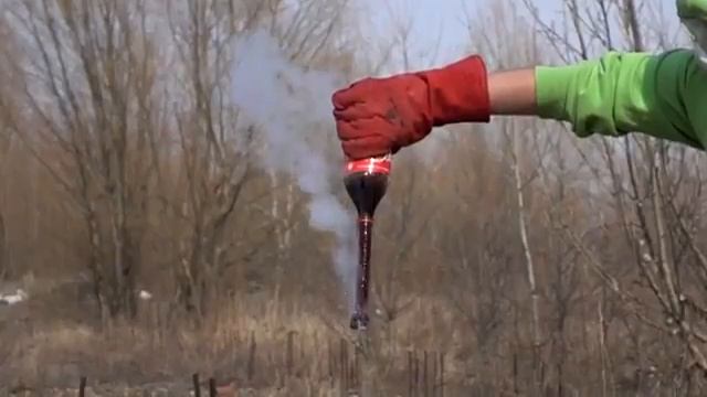 ШОК!!! Кола + жидкий азот! Чудом остался жив!