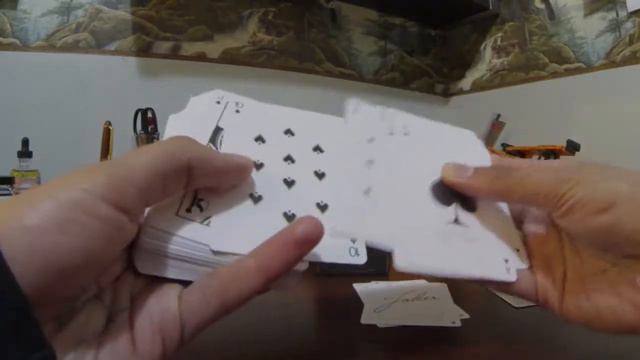 Deck Review - Royal Reserve by Ellusionist