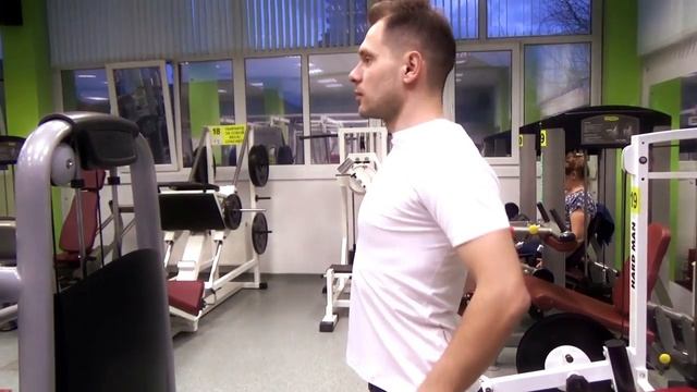 Упражнение для спины. МЦ Возрождение