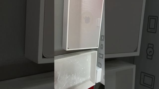MacBook Air 105900