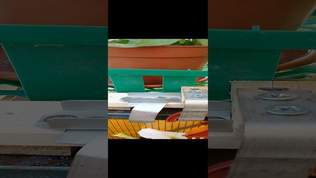 Клумба в воздухе: Лайфхак как сделать на балконе подставку для цветов недорого дёшево легко и просто