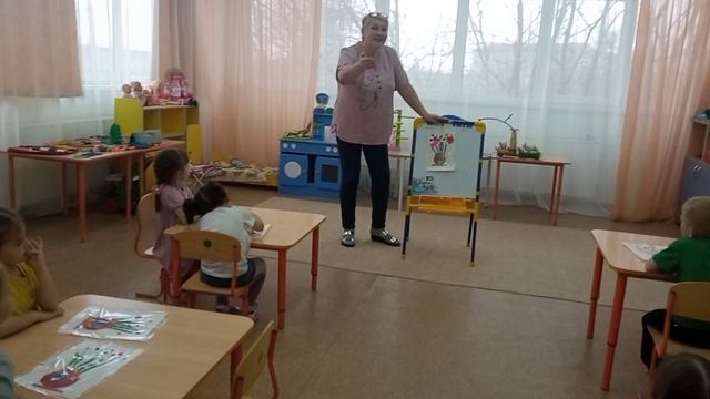 Рисование "Ваза с цветами"